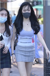 白皙灰裙小美女3A8296[2G]
