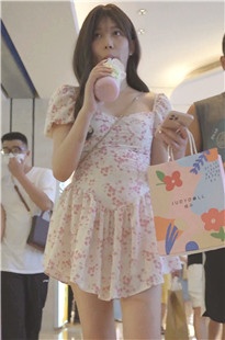 2024年1月YZW banana 4K最新街拍美女视频[9.4G]