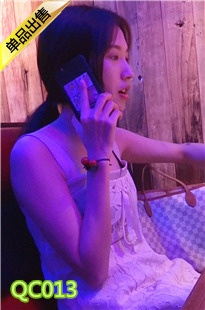 侃侃而谈的连衣裙长发气质美女QC013[1.49G]