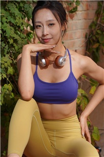浅黄色瑜伽裤美女MJ3369