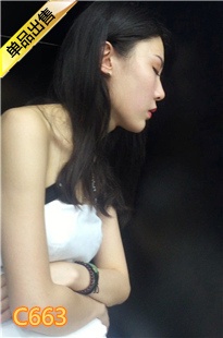 睡着的短裙模特浑然不觉[324M] 编号：C663