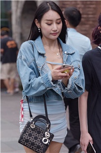 性感的包屯裙美女3A8173[1G]