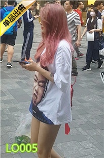 街拍牛仔短裙时尚墨镜美女LO005[438M]