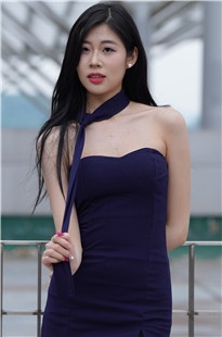 长腿小姐姐【套图+视频】3A8539[1.67G]