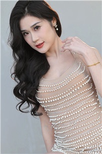啦不啦多-美足-套图+8k视频3A8817[10.5G]