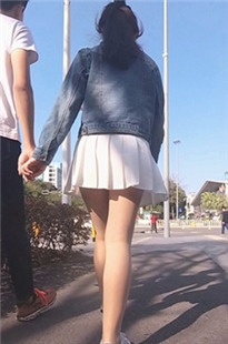 牛仔上衣白短裙MT大学妹子C081[711M]