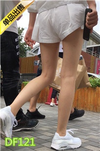 小白鞋衬托嫩嫩玉腿DF121[513M]