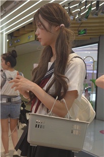 2025年10月BC最新街拍美女视频[31.7G]