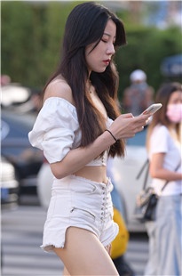 性感的清凉热裤美女3A8218[2.23G]
