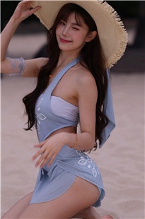 沙滩上的美女3A8182[1.72G]