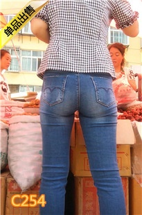 极品蓝牛超深沟女子买菜[696M] 编号：C254