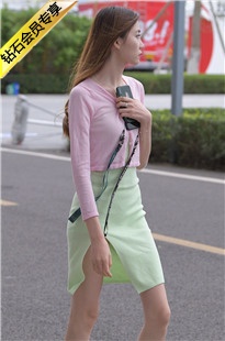 性感美腿小姐姐，很诱人啊这开叉短裙3A017[37P/472M]