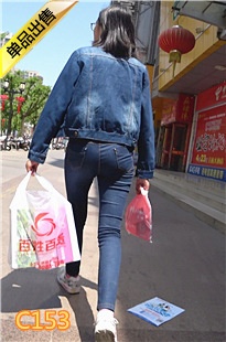 萝莉的腿好长，能让我模拍吗[646M] 编号：C153