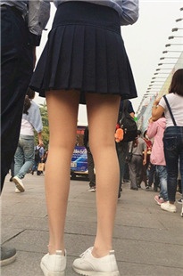 4K画质-高挑肉丝长腿短裙美眉C006[1GB]
