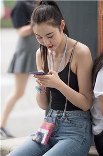 漂亮的紧牛美女3A8234[463M]