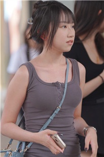 包屯裙女孩3A8300[811M]