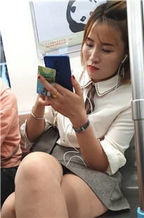 丝袜美女[345M]
