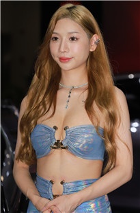 性感的长裙模特美女3A8127[740M]