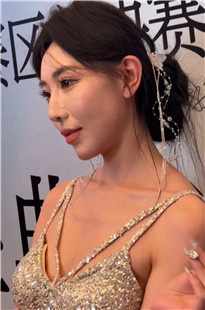 千年一遇—小姐姐路出葡萄干3A8657[793M]