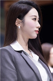 上海车展-腾势展台第一美腿车模凌云baby3A8710[584M]