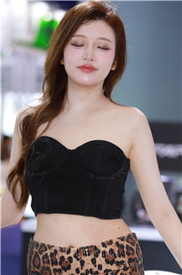 豹纹裙机车女孩【套图+视频】3A8868[2.09G]